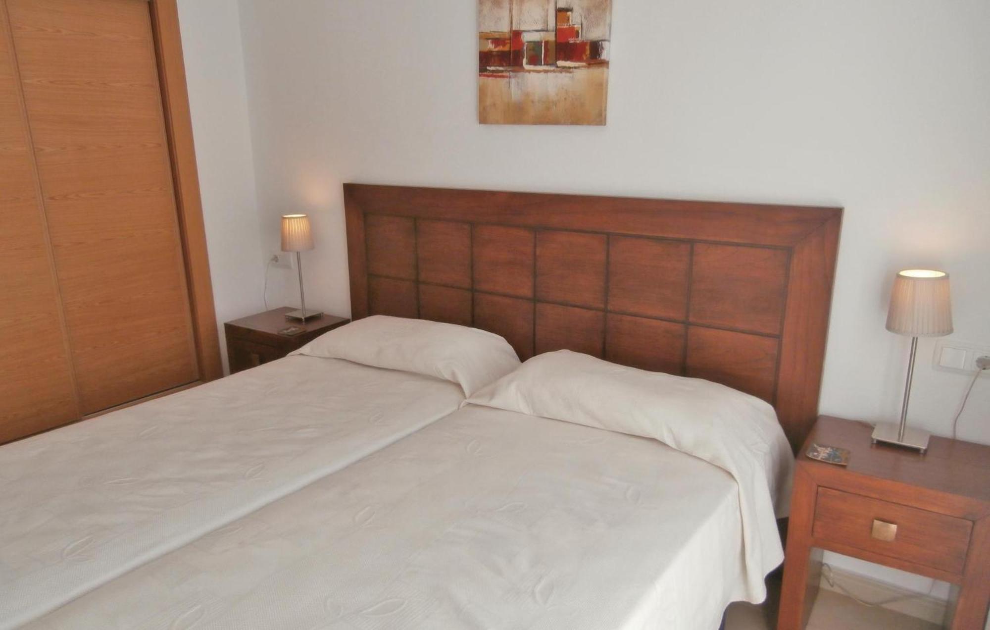 2 Bedroom Beautiful Apartment In Sucina Extérieur photo
