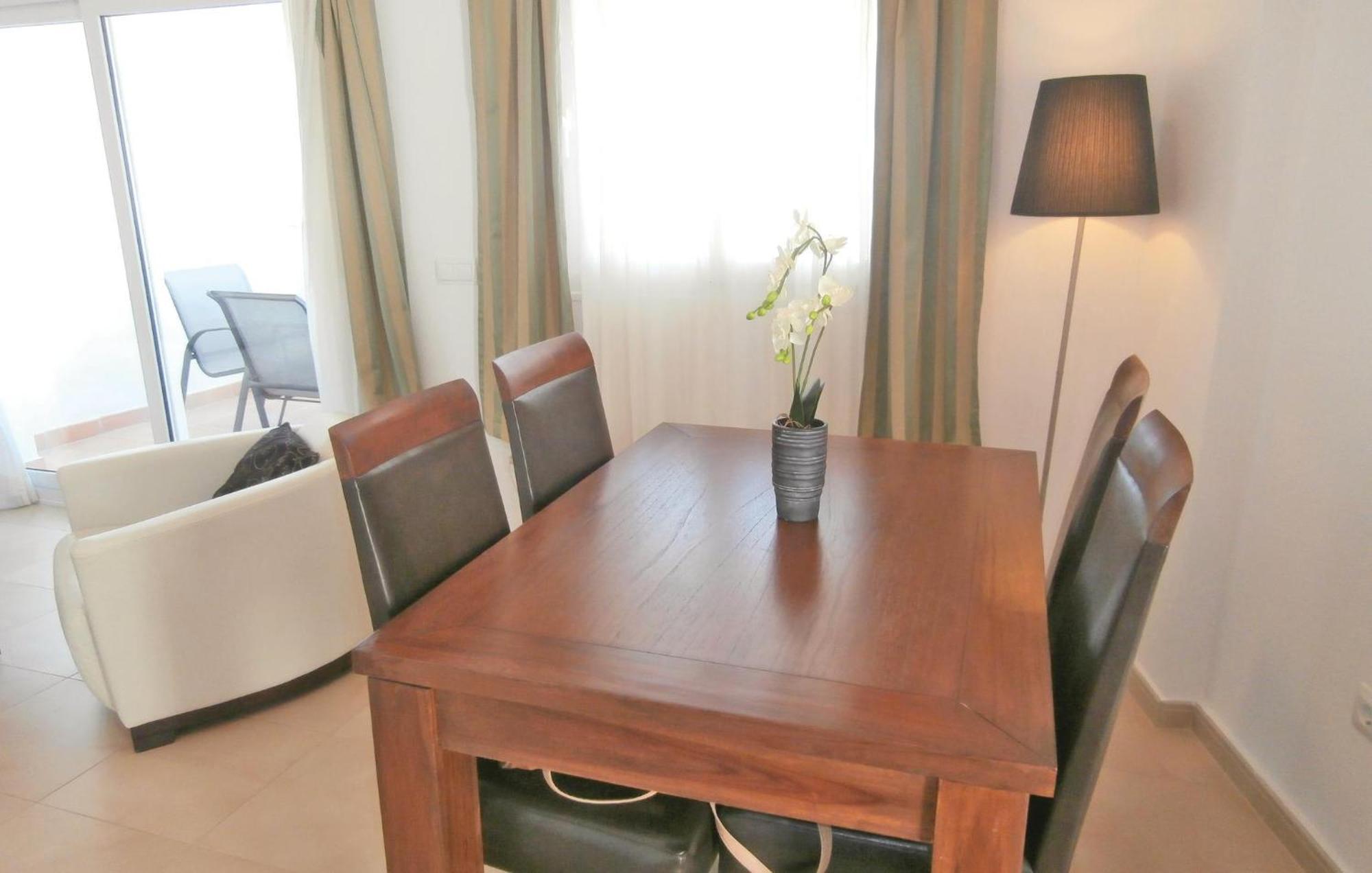 2 Bedroom Beautiful Apartment In Sucina Extérieur photo
